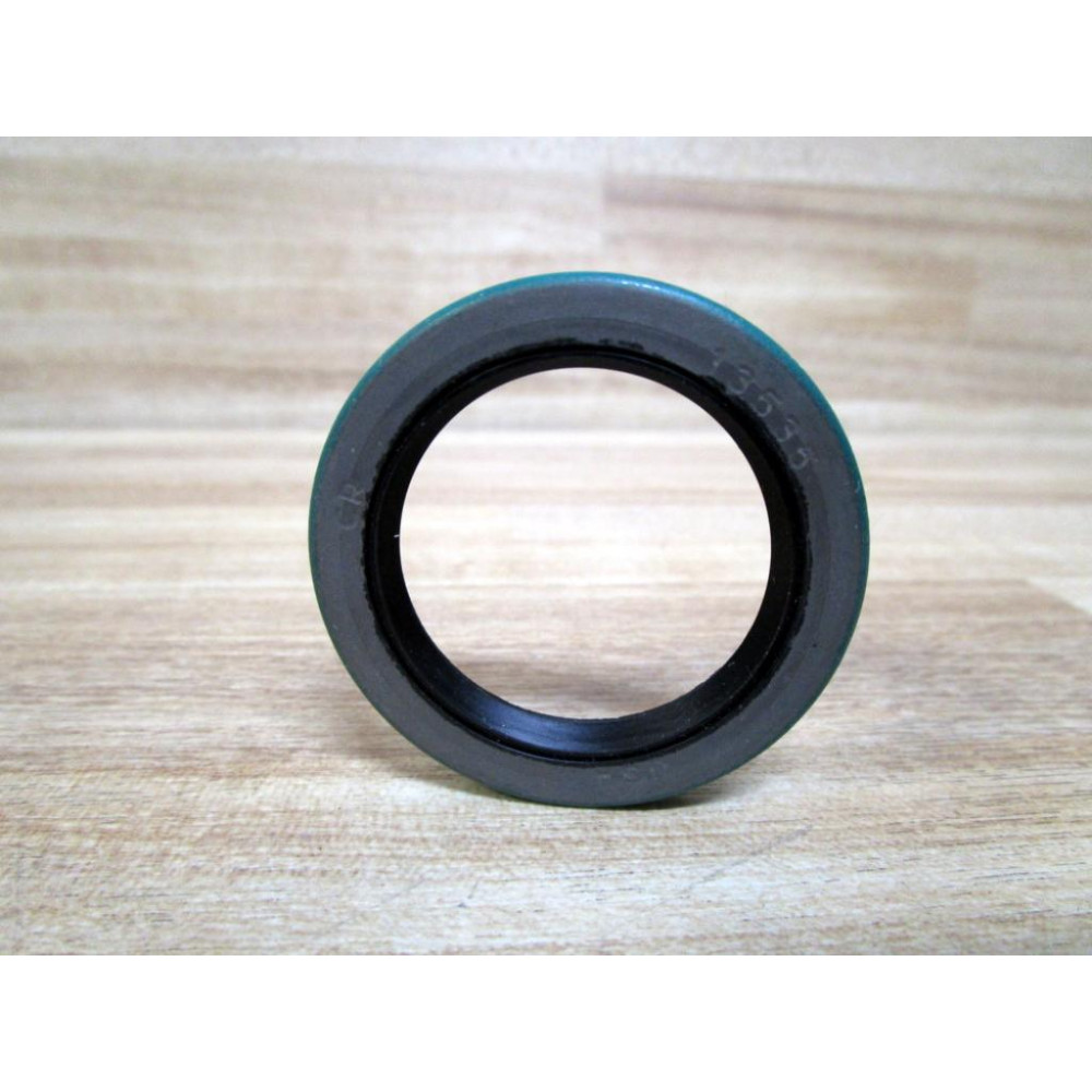 Chicago Rawhide 13535 SKF Oil Seal CR13535 - New No Box