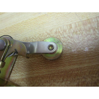Micro Switch 6PA2 Honeywell Roller Lever Arm No Bushing - New No Box Micro Switch 6PA2 Honeywell Roller Lever Arm No Bushing - New No Box