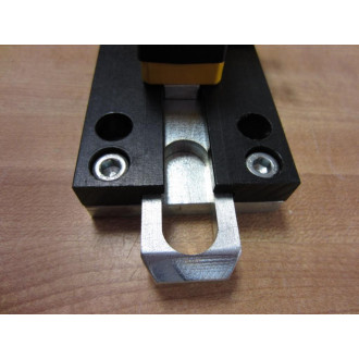 Euchner 084430 RIEGEL TP-A Safety Bolt - New No Box Euchner 084430 RIEGEL TP-A Safety Bolt - New No Box