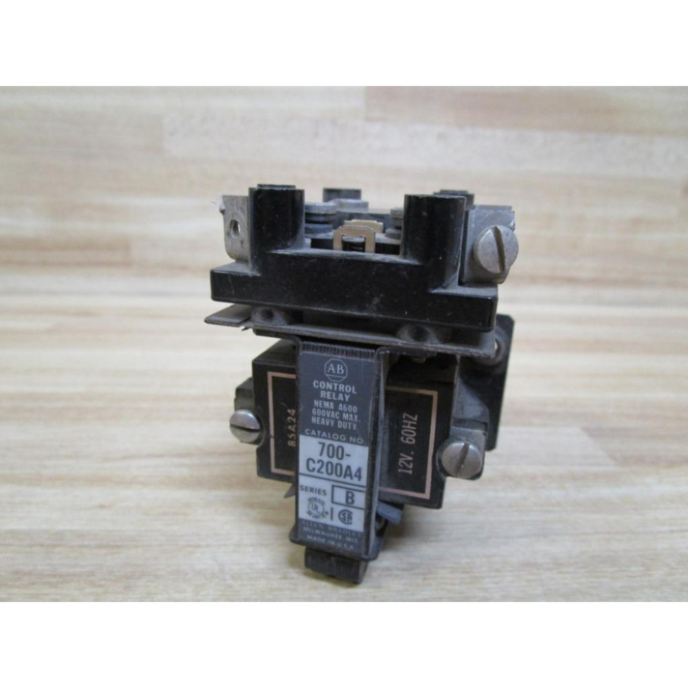 Allen Bradley 700C200A4 700-C200A4 - New No Box Allen Bradley 700C200A4 700-C200A4 - New No Box