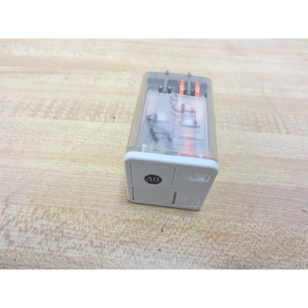 Allen Bradley 700-HB33A1-120VAC Relay 700-HB33A1-120V AC Series B (Pack of 2) - Used Allen Bradley 700-HB33A1-120VAC Relay 700-HB33A1-120V AC Series B (Pack of 2) - Used