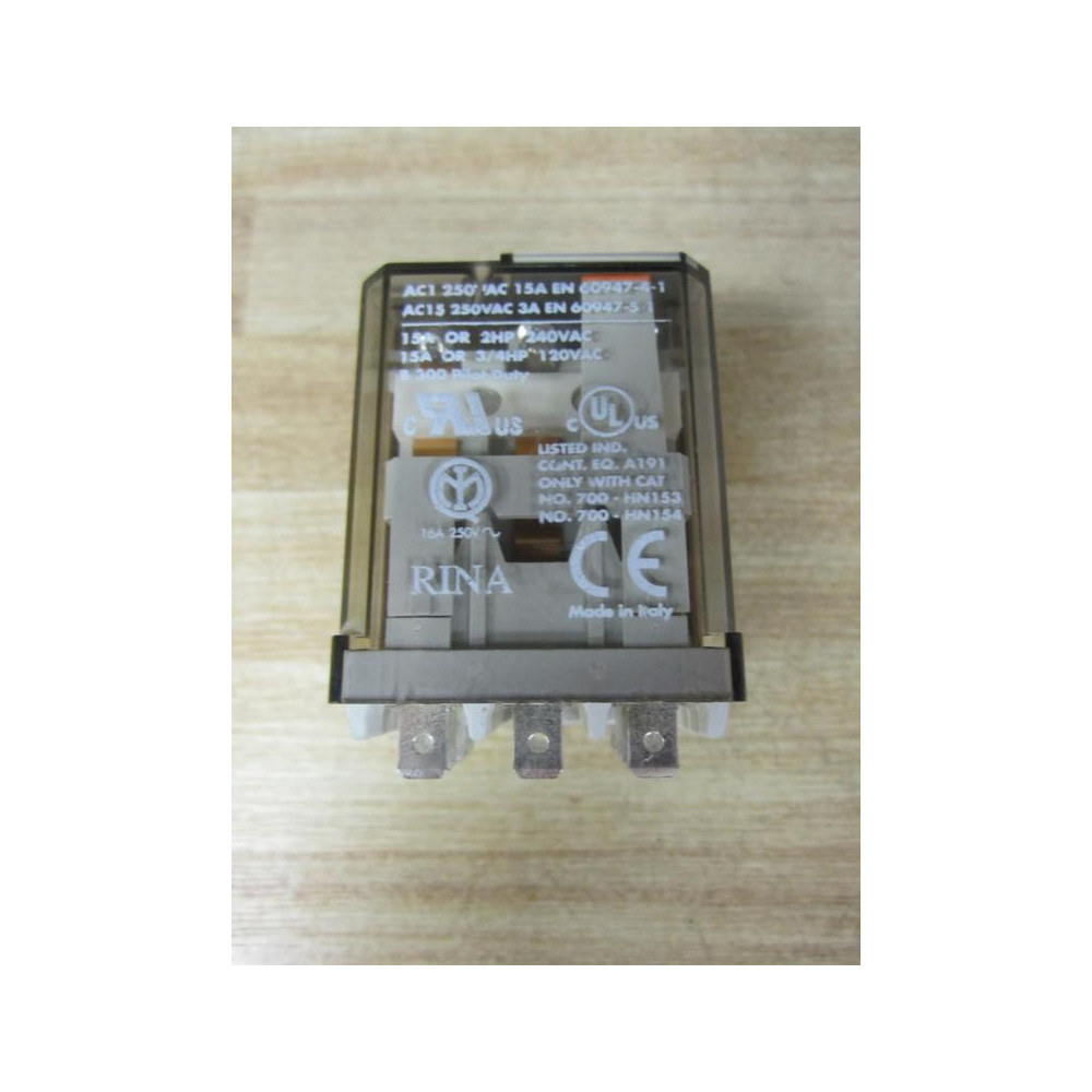 Allen Bradley 700-HB33A1-120VAC Relay 700-HB33A1-120V AC Series D - New No Box Allen Bradley 700-HB33A1-120VAC Relay 700-HB33A1-120V AC Series D - New No Box