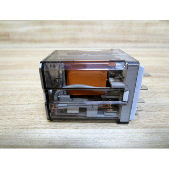 Allen Bradley 700-HB32A1-120VAC Relay 700-HB32A1-120V AC Series E Allen Bradley 700-HB32A1-120VAC Relay 700-HB32A1-120V AC Series E