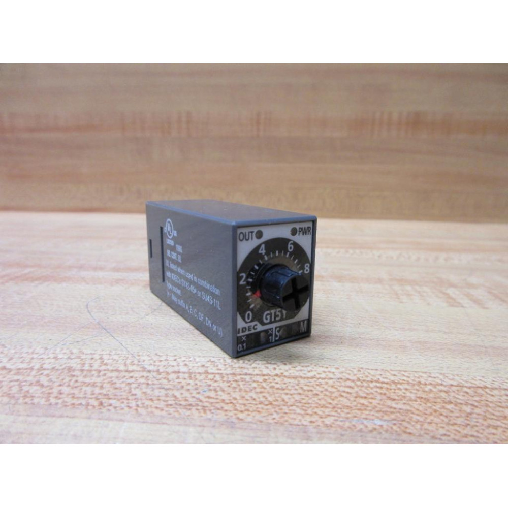 IDEC GT5Y-4SN-24V DC Miniature Timer GT5Y-4SN - New No Box IDEC GT5Y-4SN-24V DC Miniature Timer GT5Y-4SN - New No Box