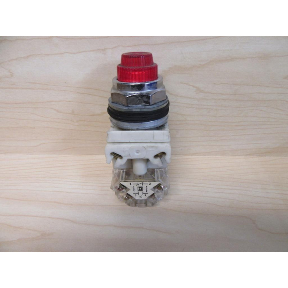 Square D 9001-KT1R31 Pilot Light Red 9001KT1R31 - Used Square D 9001-KT1R31 Pilot Light Red 9001KT1R31 - Used