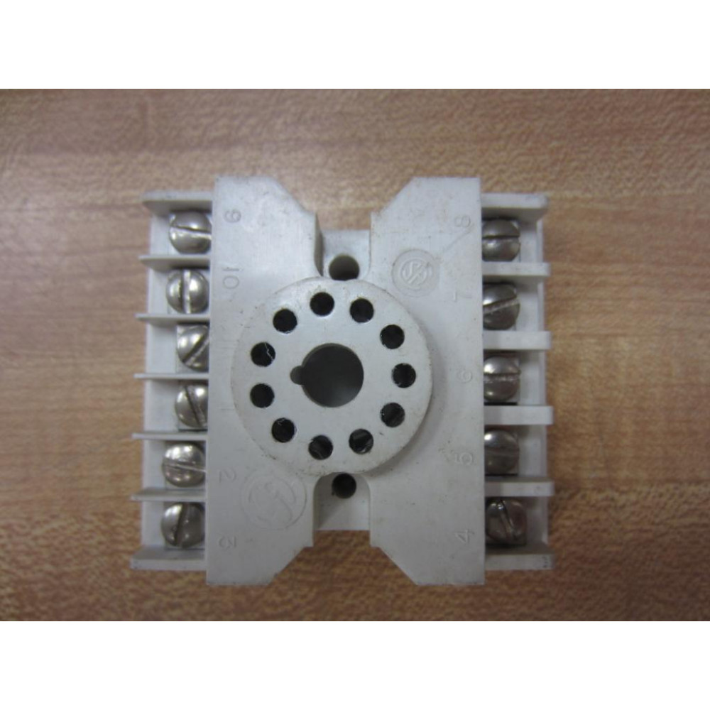 Curtis CUS11 Relay Socket (Pack of 2) - Used Curtis CUS11 Relay Socket (Pack of 2) - Used