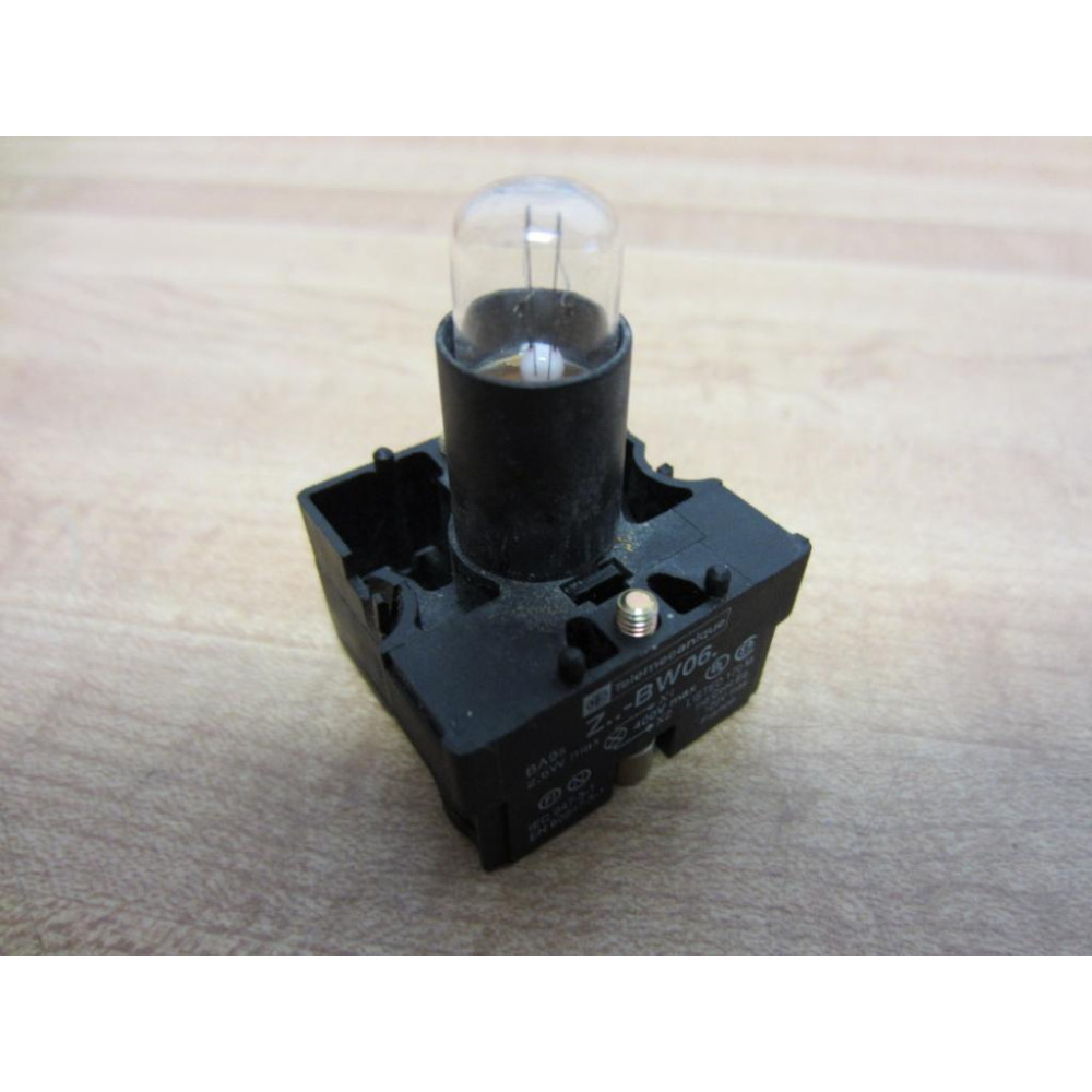 Telemecanique Z..-BW06 Base Z..-BWO6 85901 With Bulb - New No Box