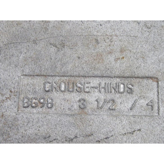 Crouse & Hinds BLB10 4" Conduit Body wCover - New No Box Crouse & Hinds BLB10 4" Conduit Body wCover - New No Box