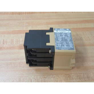 Allen Bradley 700-P400A1 Starter Relay 700P400A1 Series B Allen Bradley 700-P400A1 Starter Relay 700P400A1 Series B