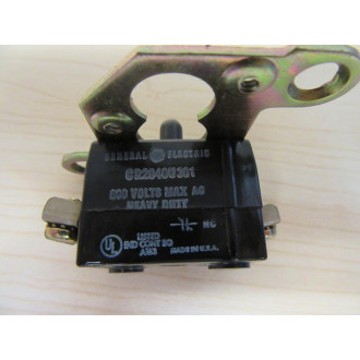 General Electric CR2940U301 Contact Block WBracket - New No Box General Electric CR2940U301 Contact Block WBracket - New No Box