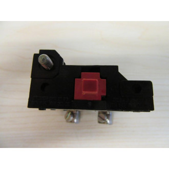 General Electric CR104P-XC01R Contact Block GE CR104PXC01R - Used General Electric CR104P-XC01R Contact Block GE CR104PXC01R - Used