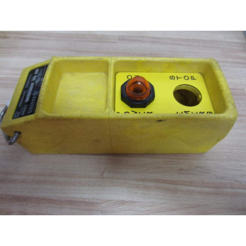 Square D 9001-SKYP2 Pendant Station 9001SKYP2 - Used Square D 9001-SKYP2 Pendant Station 9001SKYP2 - Used