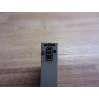 SMC SY114-6LOZ Valve SY1146LOZ - New No Box SMC SY114-6LOZ Valve SY1146LOZ - New No Box