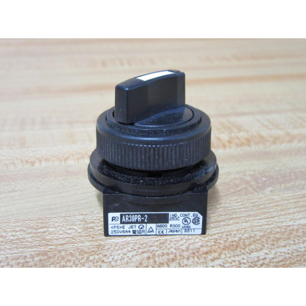 Fuji Electric AR30PR-2 Selector Switch AR30PR2 Selector Knob - New No Box Fuji Electric AR30PR-2 Selector Switch AR30PR2 Selector Knob - New No Box