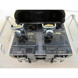 Allen Bradley 800T-FXJQ24RD4 Illuminated Push Button