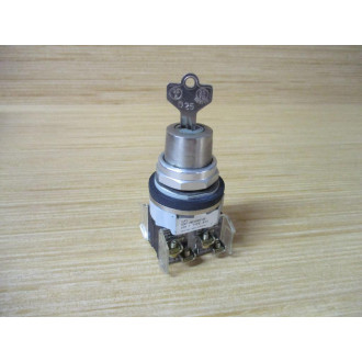 Allen Bradley 800T-N6104KF4B Selector Switch - Used