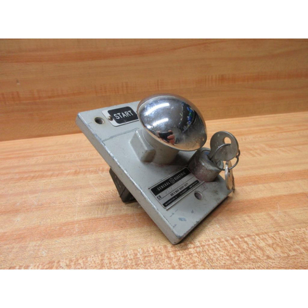 General Electric CR2940NP311B GE Push Button WKeys - Used