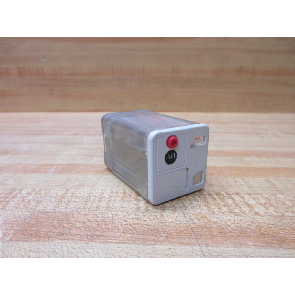 Allen Bradley 700-HAX3Z24-1-4 Relay 700HAX3Z2414 - Used