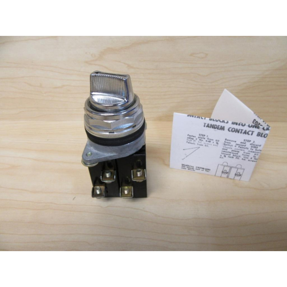 General Electric CR2940UB203W Selector Switch - New No Box