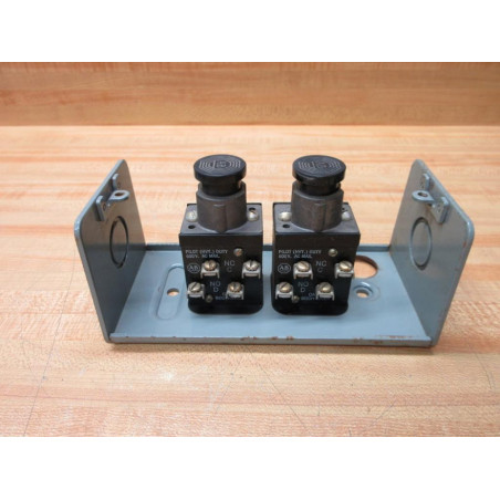 Allen Bradley 800H-2HF Pushbutton Station 800H2HF - Used