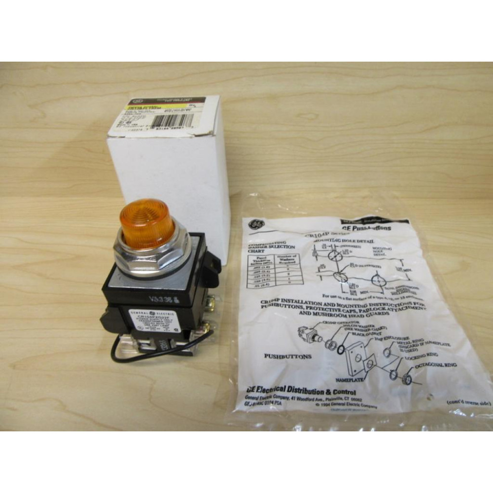 General Electric CR104PLT62M Push Button Switch