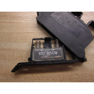 Phoenix Contact UK5 HESI Terminal Block UK5 HES1 (Pack of 4) - Used