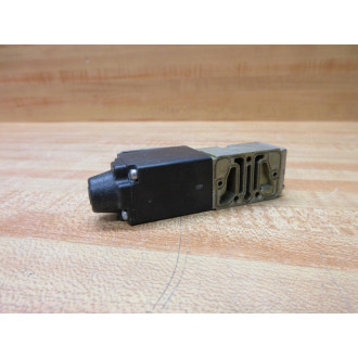 Numatics 031SA4002 Single Solenoid Valve W237-961B - Used