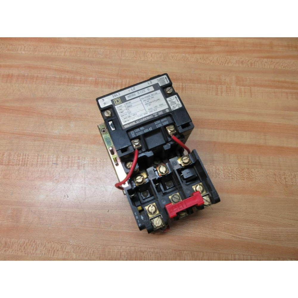 Square D 8536-SBO2 Starter 8536-SB02S WCoil 31041-400-42 - Used
