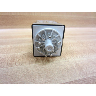Allen Bradley 700-HA33Z24-24V DC Relay 700-HA33Z24-24VDC Series D