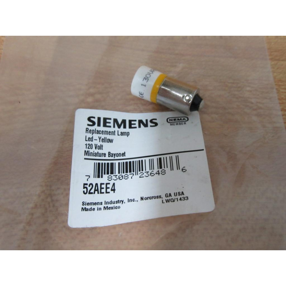Siemens 52AEE4 Yellow LED Lamp Bulb 130VAC EBT (Pack of 4)