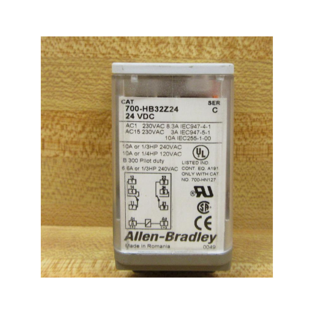 Allen Bradley 700-HB32Z24 Control Relay Series C - New No Box