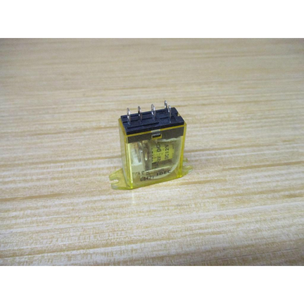 IDEC RH1B-UT-DC12V Relay RHIB-UT-12V DC - Used