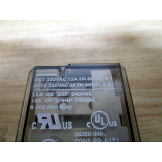 Allen Bradley 700-HB32Z24-VDC Relay 700-HB32Z24-V DC Series D