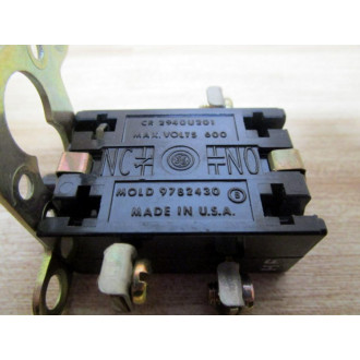 General Electric CR2940U201 Contact Block WBracket  CR2940U201A - New No Box