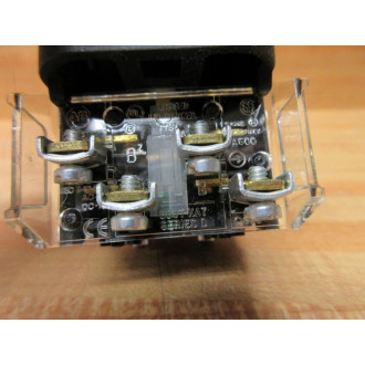 Allen Bradley 800T-FXNP16BA7 Illuminated Push Pull Device