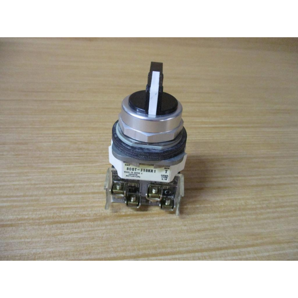Allen Bradley 800T-J18KR1 Selector Switch Ser. T - New No Box