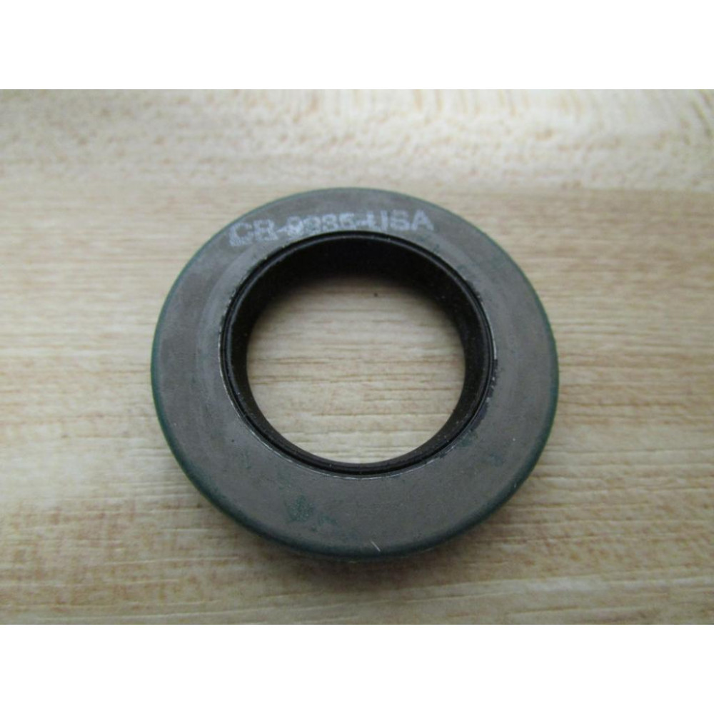 Chicago Rawhide 9935 SKF Oil Seal CR9935 - New No Box