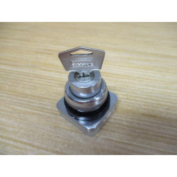 Fuji Electric AH30-J2A Keyed Selector Switch AH30J2A - Used