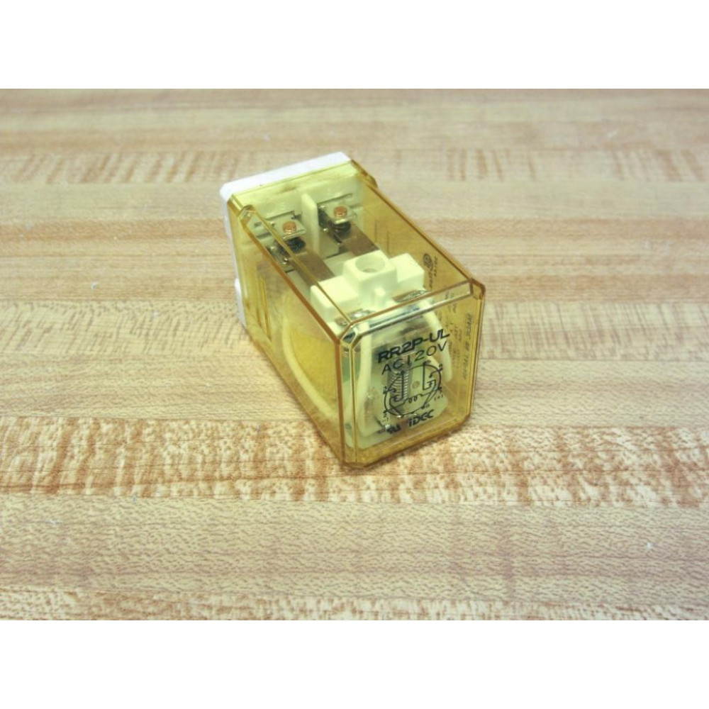 IDEC RR2P-UL-AC120V Relay RR2P-UL-120VAC - Used