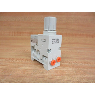 SMC ARM1 1CB0-R00-A1Z Pneumatic Regulator ARM11CB0R00A1Z - Used