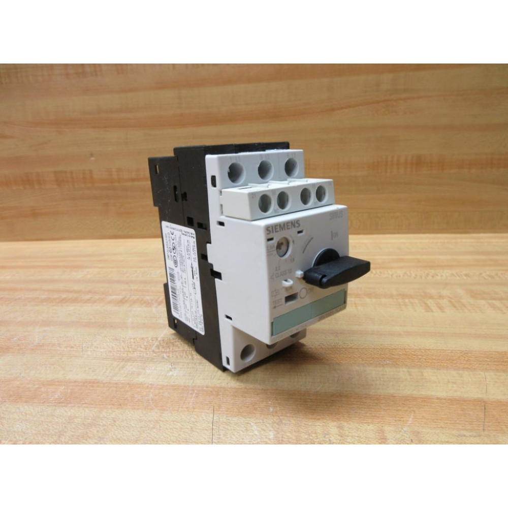 Siemens 3RV1-021-1CA10 Circuit Breaker 3RV10211CA10 W3RV1901-1E - Used