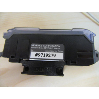 Keyence FS-V31P Photoelectric Amplifier - Used