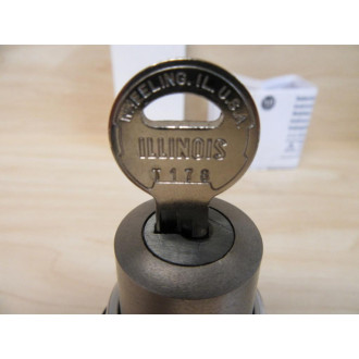 Allen Bradley 800T-H3126B Selector Switch