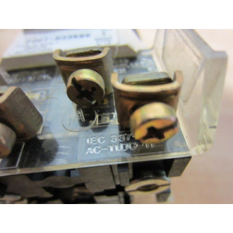 Allen Bradley 800T-H33KB6 Operator Selector Switch Series T - New No Box