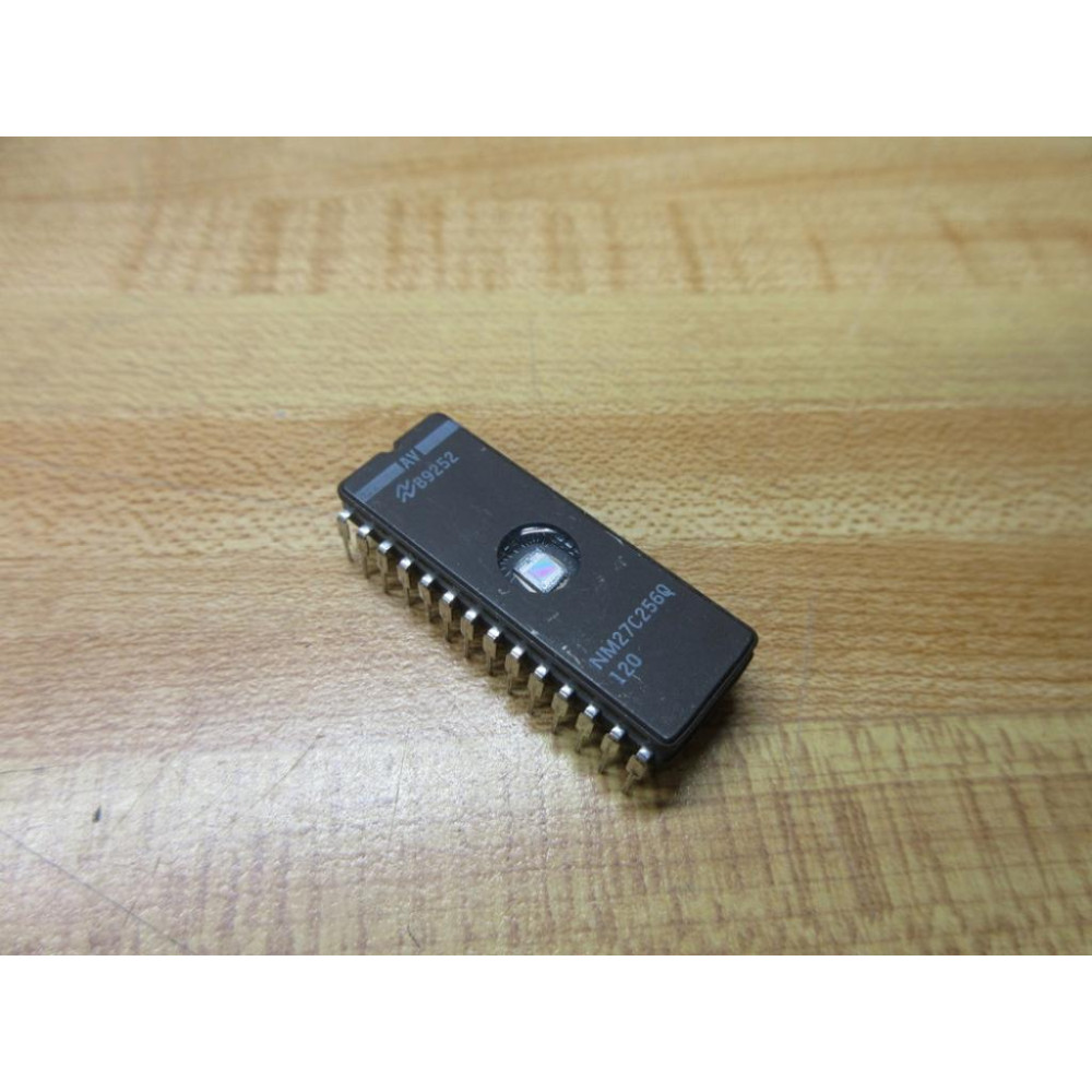 National Semiconductor NM27C256Q-120 Integrated Circuit - New No Box