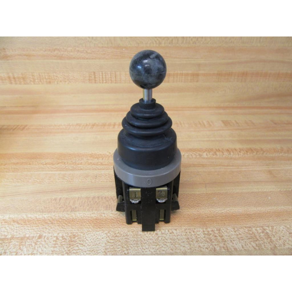 IDEC ARNS2-2222-10.10.10.10 Mono-Lever Switch - Used