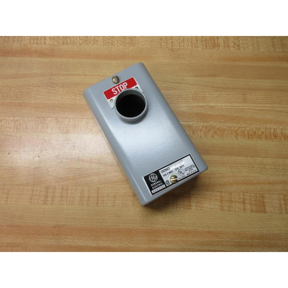 General Electric CR2943NA101F Pushbutton Station Enclosure Only - New No Box