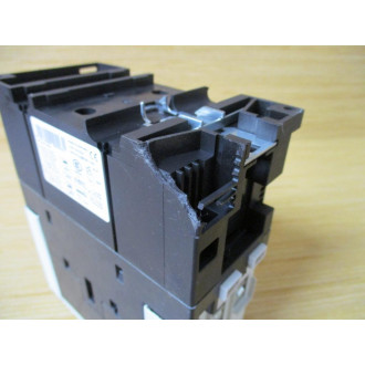 Siemens 3RT1045-1BB40 Sirius Contactor 3RT10451BB40 Chipped Corner - New No Box