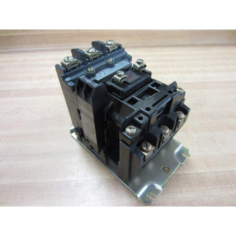 Allen Bradley 500F-AOD-930 Starter 500F-A0D-930 Ser. B - Used