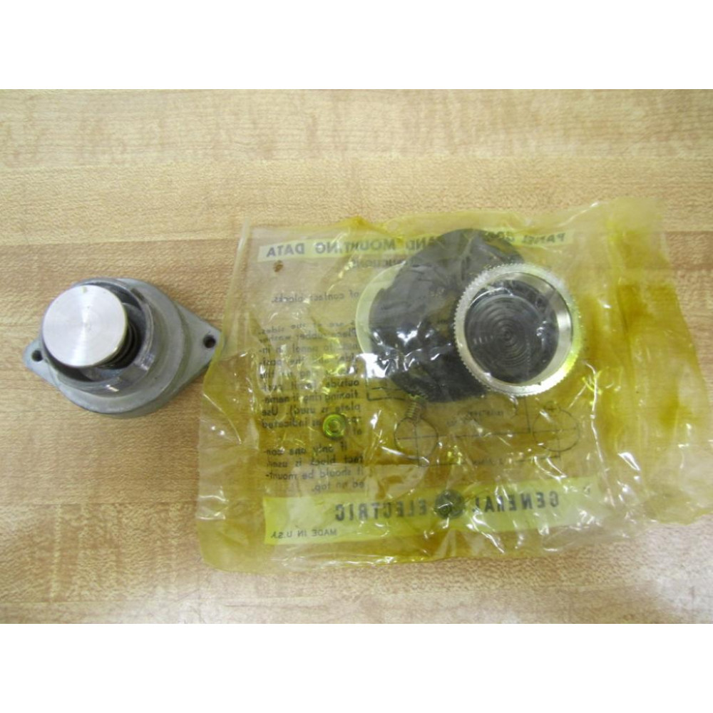 General Electric CR2940WA202B Push Button - New No Box